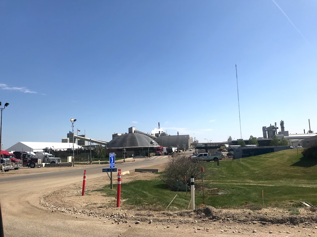 Nutrien Redwater Fertilizer | 56225, Hwy 643, Redwater, AB T0A 2W0, Canada | Phone: (780) 998-6111