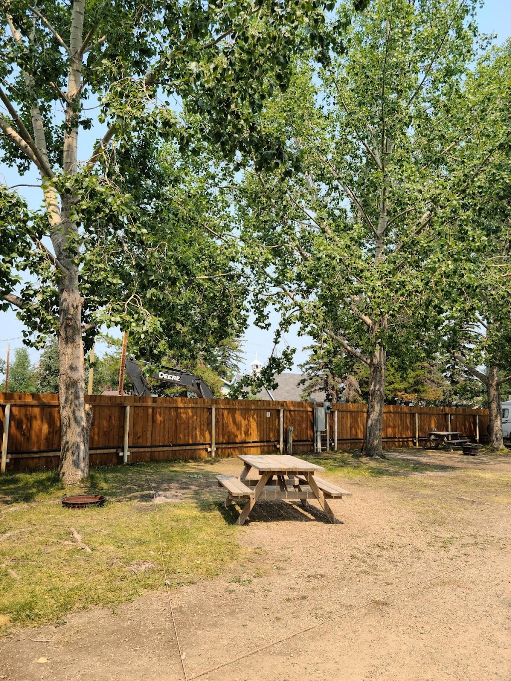 Sylvan Lake RV Park | 4305 50 Ave, Sylvan Lake, AB T4S 1C1, Canada | Phone: (403) 588-7878
