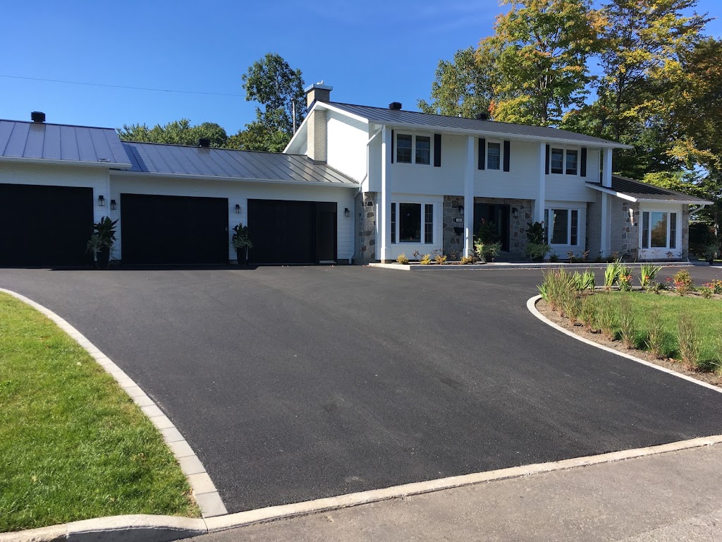 Lambert & Bergeron Asphalte | 133 Rte du Cap, Saint-Apollinaire, QC G0S 2E0, Canada | Phone: (418) 881-4110
