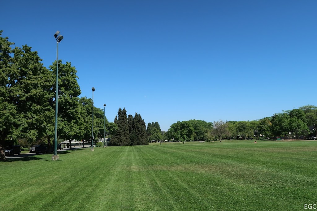 Balaclava Park | 4594 Balaclava St, Vancouver, BC V6L 2T2, Canada | Phone: (604) 873-7000