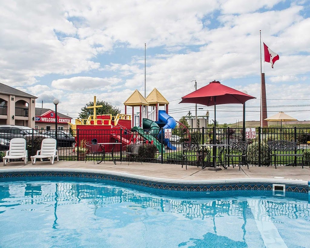 Econo Lodge at the Falls North | 5919 Niagara Falls Blvd, Niagara Falls, NY 14304, USA | Phone: (716) 283-1100