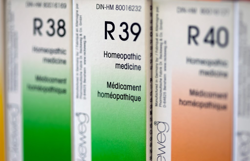 Village Pharmacy | 1096 Wilson St W, Ancaster, ON L9G 3K9, Canada | Phone: (905) 304-3041