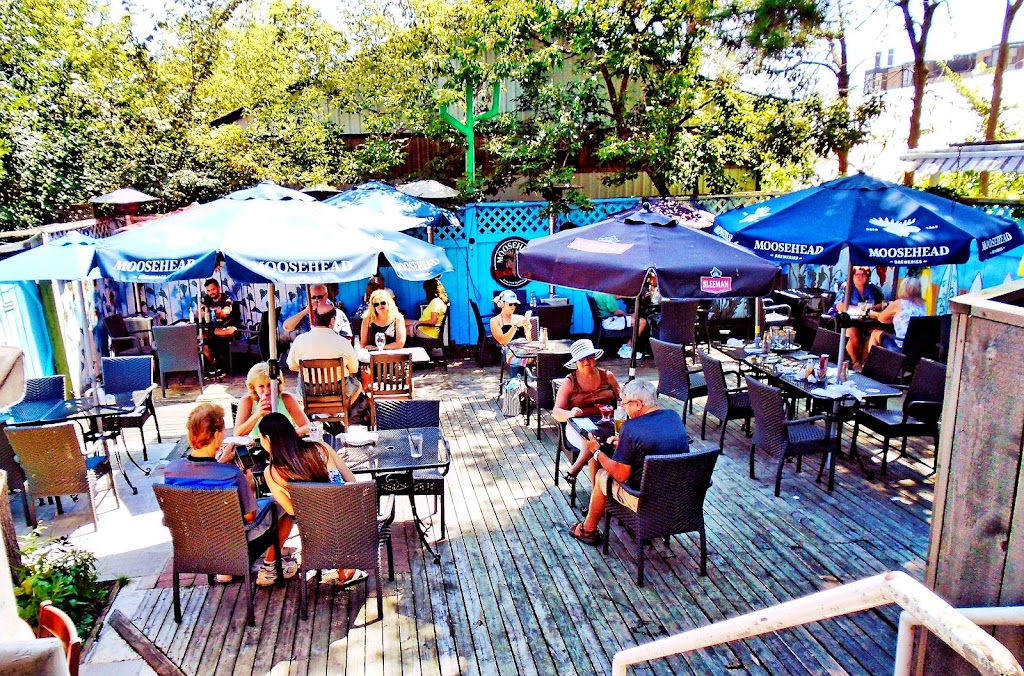 Oasis Bar & Grill | 31 King St E, Cobourg, ON K9A 1K6, Canada | Phone: (905) 372-6634