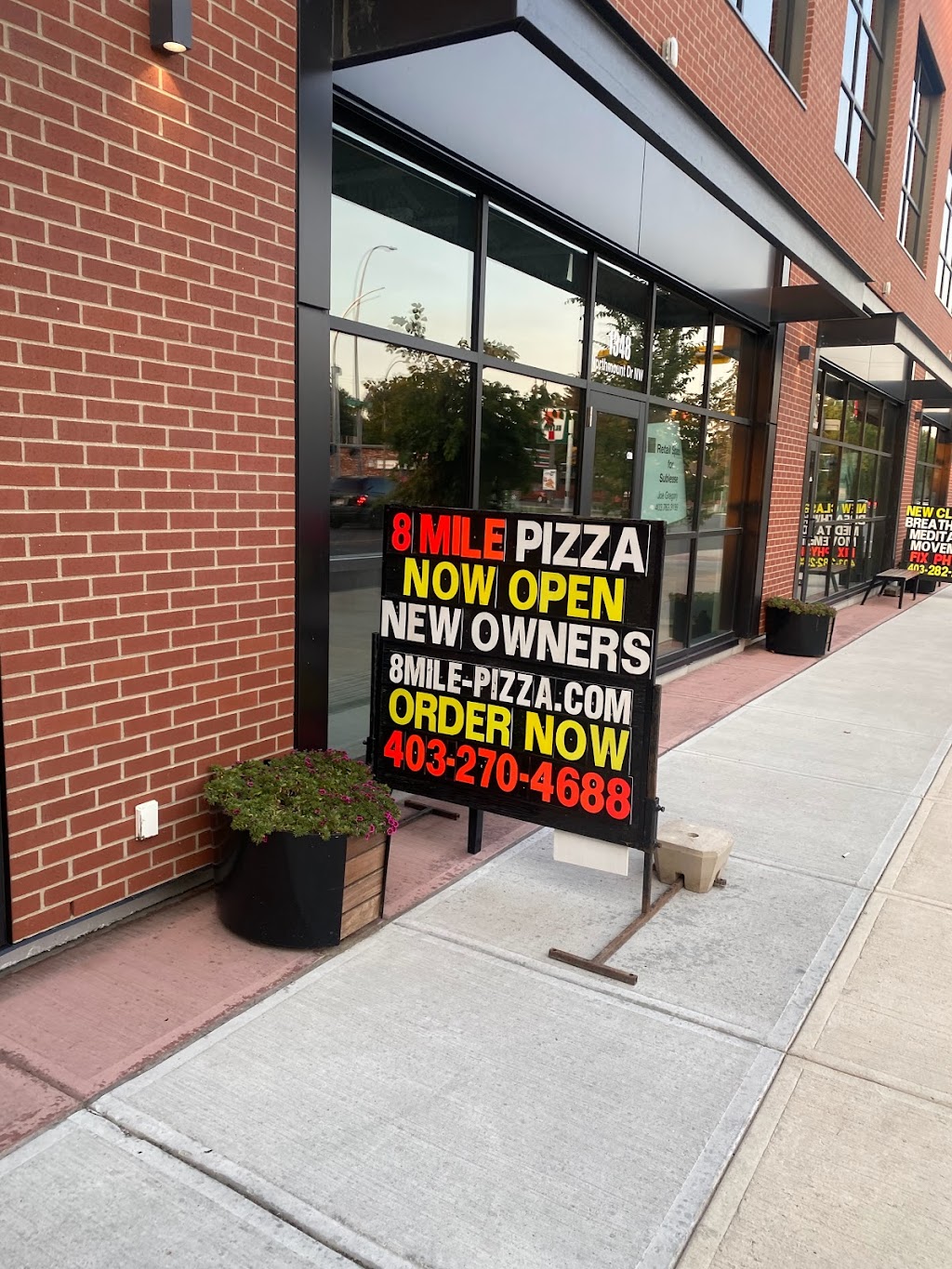 Red Top Pizza - Detroit Style (Brentwood) | 1350 Northmount Dr NW, Calgary, AB T2L 0E8, Canada | Phone: (403) 270-4688