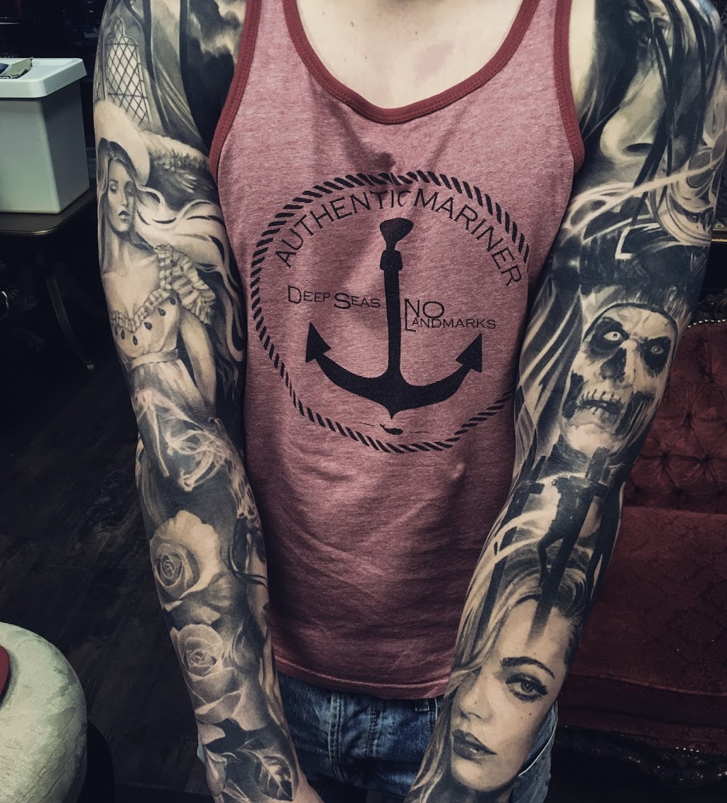 Golden Lips Tattoo | 1816 Boulevard Marie-Victorin, Longueuil, QC J4G 1Y9, Canada | Phone: (450) 646-4404