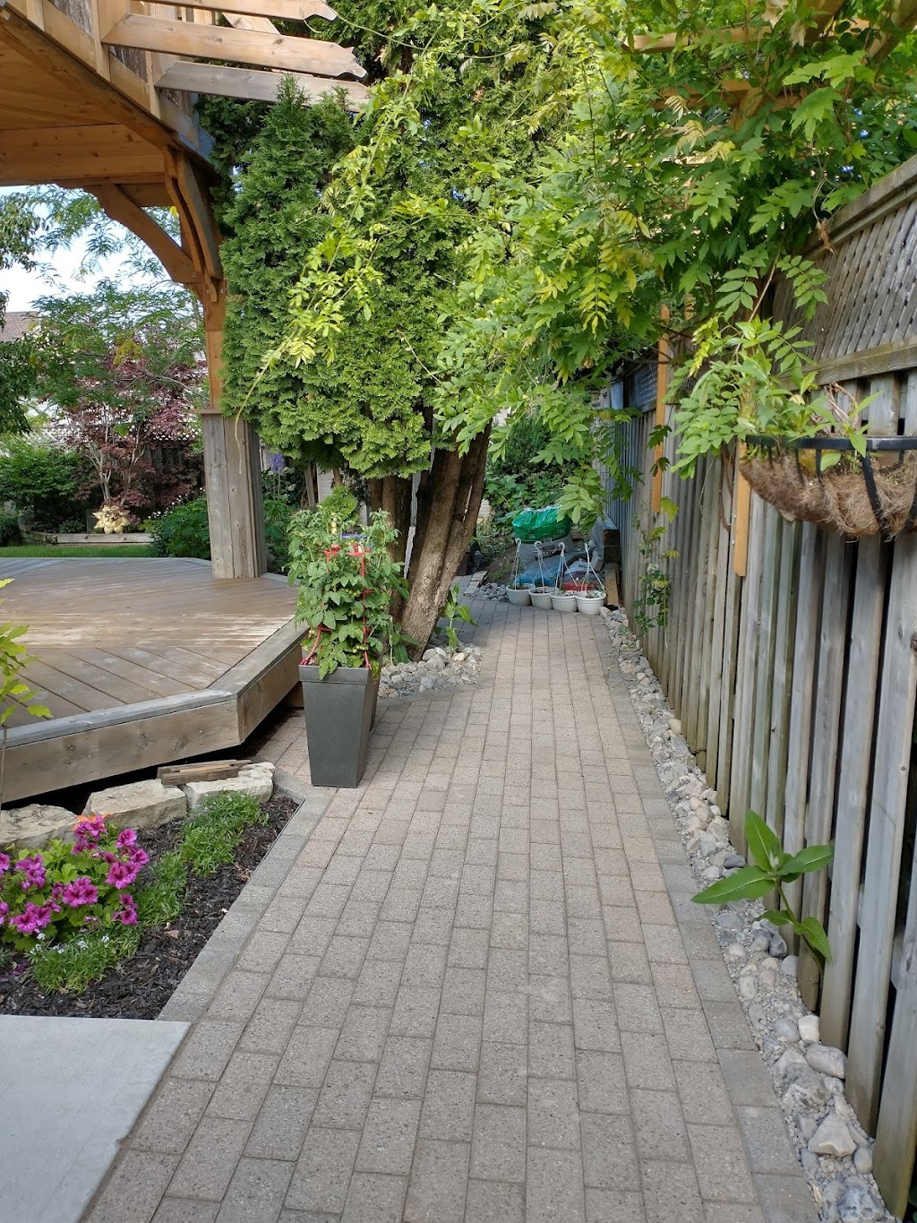 Fix My Yard | 36A Thomas St, St. Catharines, ON L2R 6L9, Canada | Phone: (905) 321-2050