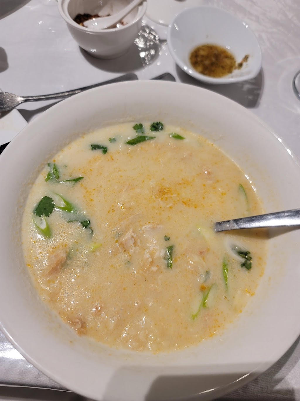 Rangoon Restaurant | 634 Somerset St W, Ottawa, ON K1R 5K4, Canada | Phone: (613) 680-8821