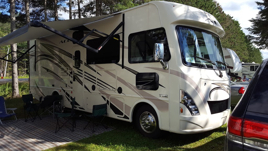 Camping Municipal et Marina St-Roch-de-Mékinac | 501 Ducharme, Saint-Roch-de-Mékinac, QC G0X 2E0, Canada | Phone: (819) 646-5500