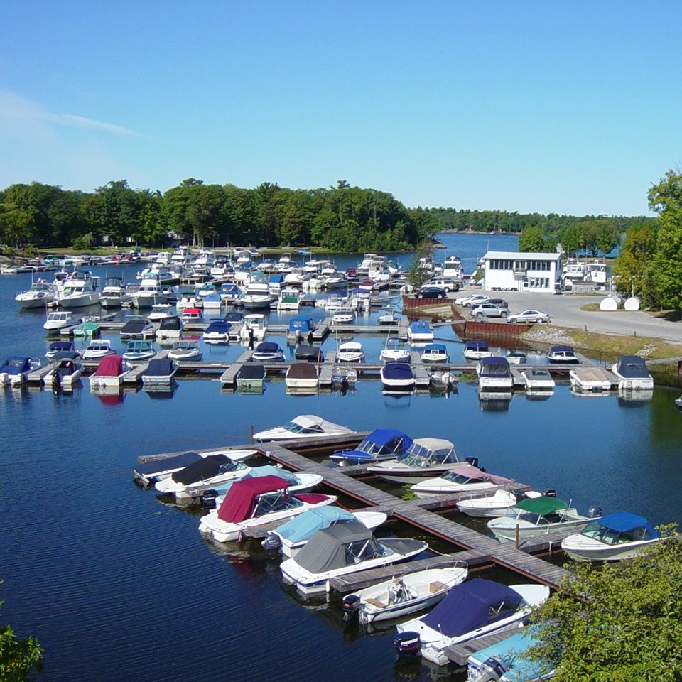 Paragon Marina | 114 Picnic Island Rd, Honey Harbour, ON P0E 1E0, Canada | Phone: (705) 756-2402