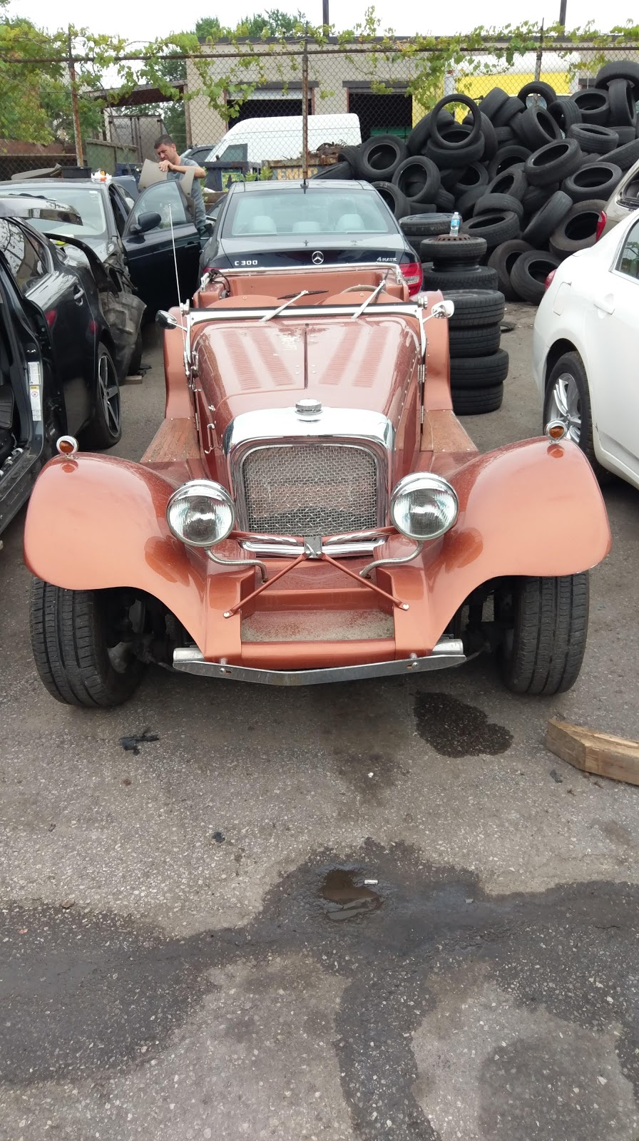 AZ Auto | 395 Danforth Rd, Scarborough, ON M1L 3X8, Canada | Phone: (416) 569-2976