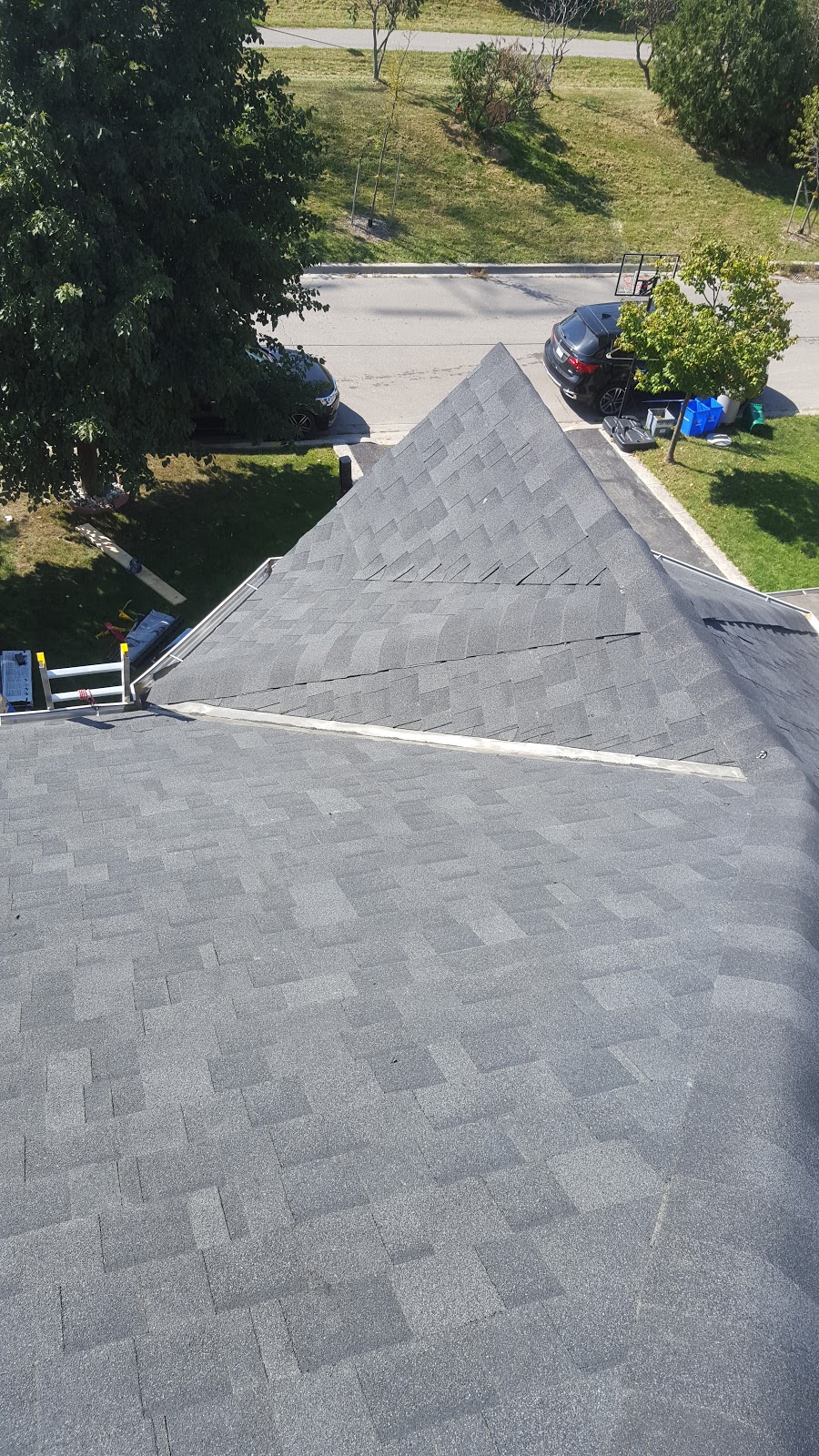 Honest Roofing Inc | 396 Flanagan Ct, Newmarket, ON L3X 2E8, Canada | Phone: (647) 400-8941