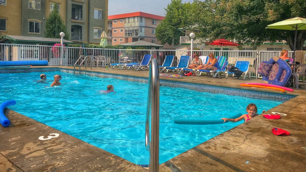 Empire Motel | 3495 Skaha Lake Rd, Penticton, BC V2A 6G6, Canada | Phone: (250) 493-2323