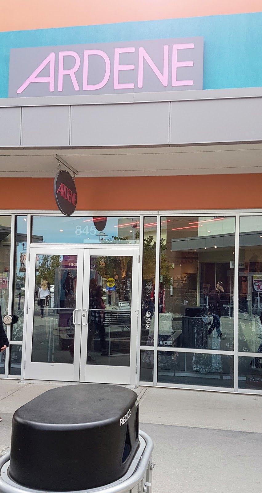 Ardene | 13850 Steeles Ave W, Halton Hills, ON L7G 5G2, Canada | Phone: (905) 203-1497