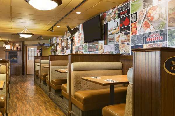 Days Inn by Wyndham Nanaimo | 809 Island Hwy, Nanaimo, BC V9R 5K1, Canada | Phone: (250) 980-3925