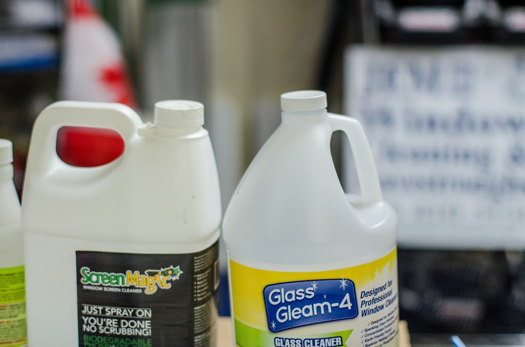 JEM Window Cleaning | 3045 Southcreek Rd #11, Mississauga, ON L4X 2X6, Canada | Phone: (416) 410-5131