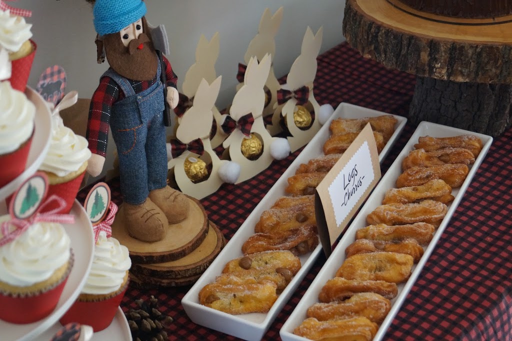 Azucar Cakes | 700 Demel Pl, Victoria, BC V9C 3L6, Canada | Phone: (778) 677-0336