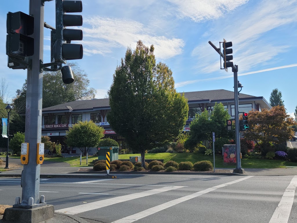 Discovery Foods Willow Point | 2273 S Island Hwy, Campbell River, BC V9W 1C4, Canada | Phone: (250) 923-4218