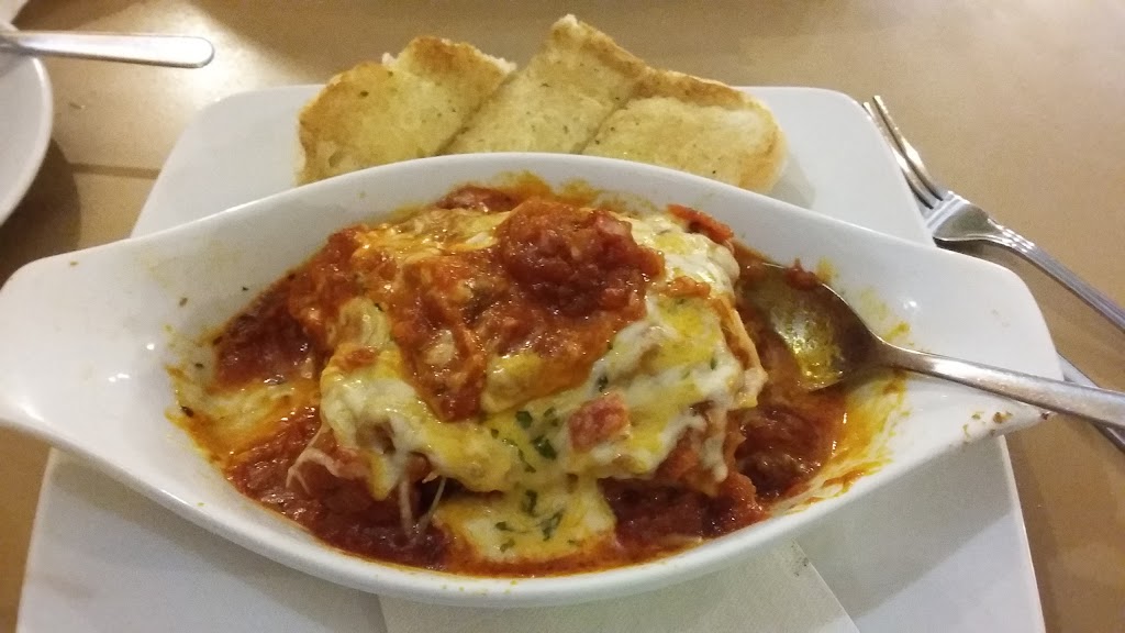 The Bunkhouse | 109 King St, Delhi, ON N4B 1X7, Canada | Phone: (519) 582-8449