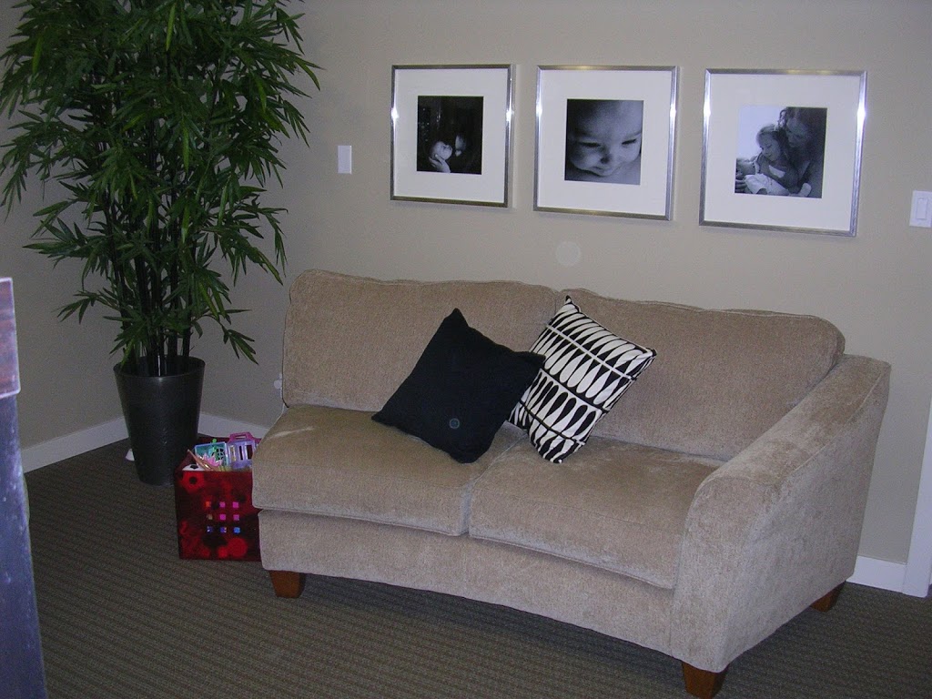 Aurora Midwifery | 6622 20A St SE, Calgary, AB T2C 0R3, Canada | Phone: (403) 203-5105