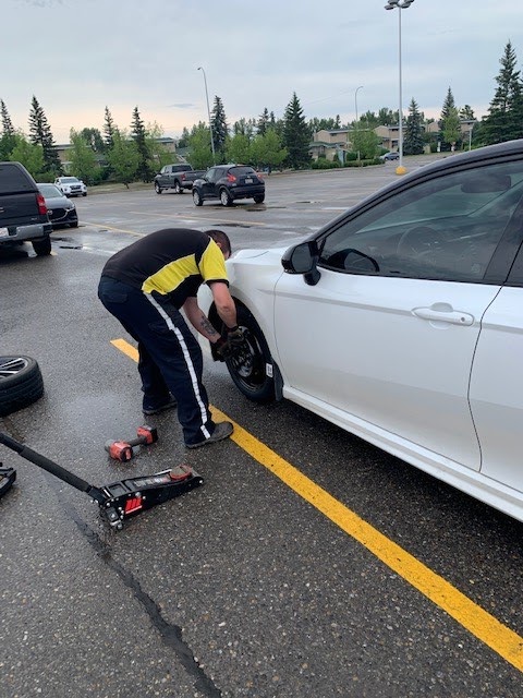 CRS Towing and Recovery | 3397 84 St NE Unit# 3, Calgary, AB T1Y 1A5, Canada | Phone: (403) 300-1129