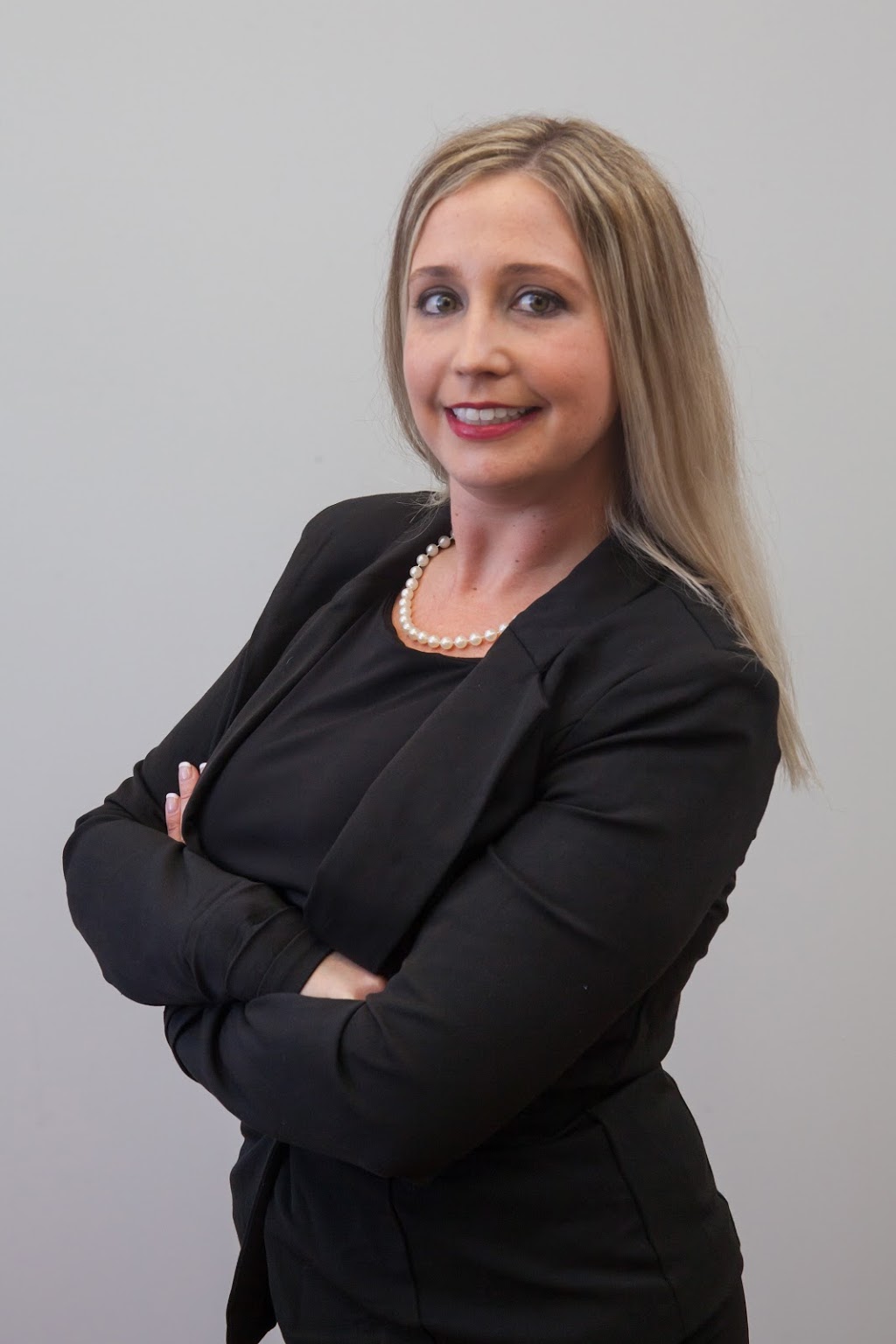 Crystal Moffatt - Real Estate Sales Representative | 90 Reynolds St, Oakville, ON L6J 3K2, Canada | Phone: (905) 338-0909
