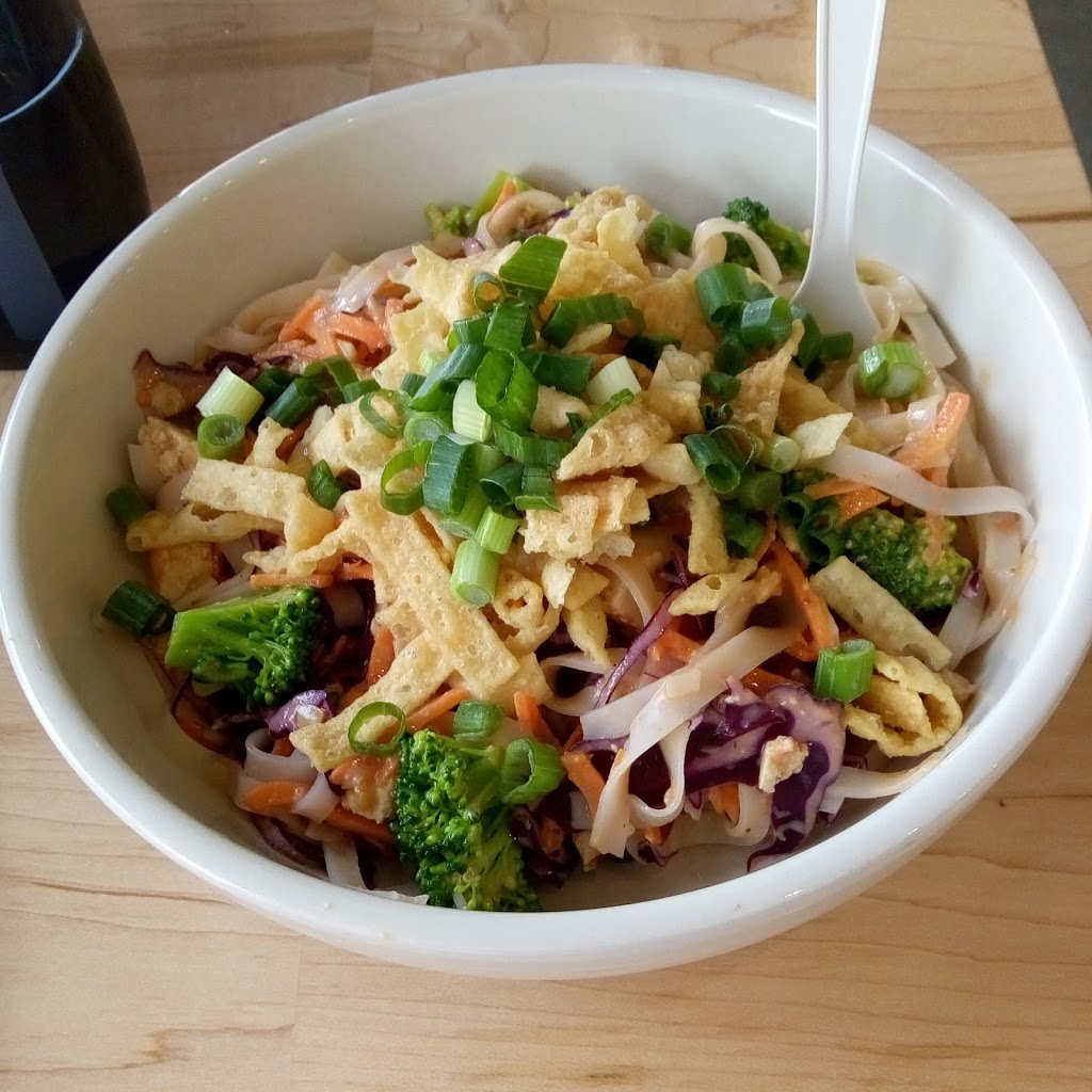 Freshii | 40232 Glenalder Pl, Squamish, BC V8B 0G2, Canada | Phone: (778) 733-0140