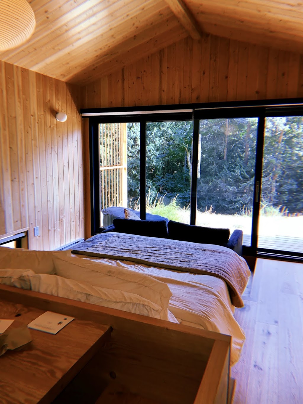 Kitoki Inn | 503 Collins Rd, Bowen Island, BC V0N 1G1, Canada | Phone: (778) 722-0150