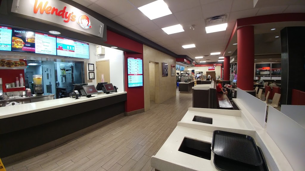 Wendys | 30340 Automall Dr, Abbotsford, BC V2T 5M1, Canada | Phone: (604) 857-5336