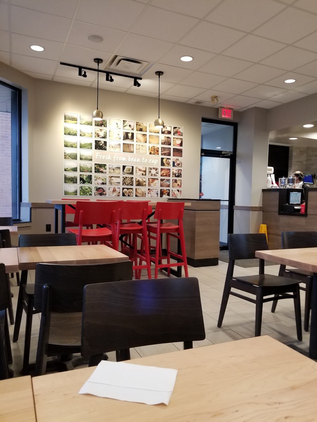 Tim Hortons | 915 Commissioners Rd E, London, ON N5Z 3H9, Canada | Phone: (519) 649-1678