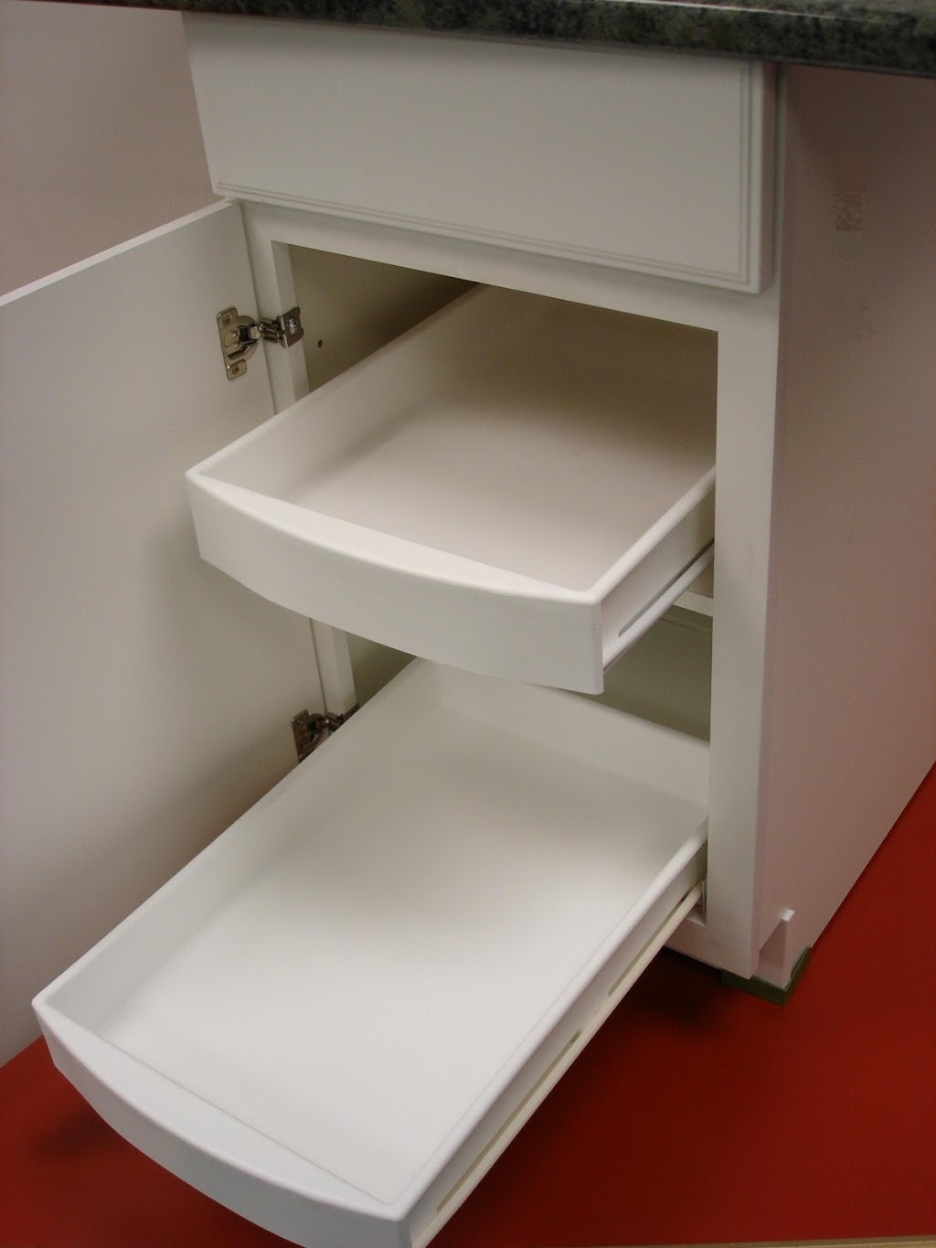 ROLL OUT KITCHEN DRAWERS | 1667 Grant Ave, Blaine, WA 98230, USA | Phone: (855) 332-2004