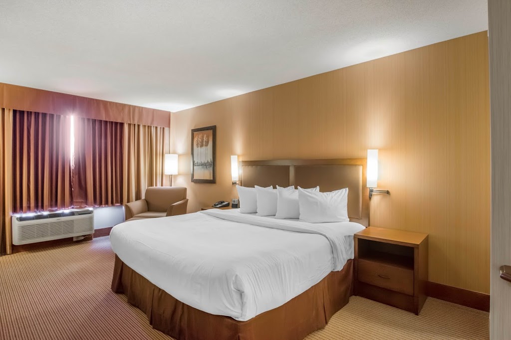 Quality Inn & Suites | 5800 Rue des Arpents, Lévis, QC G6V 0B5, Canada | Phone: (418) 833-1212