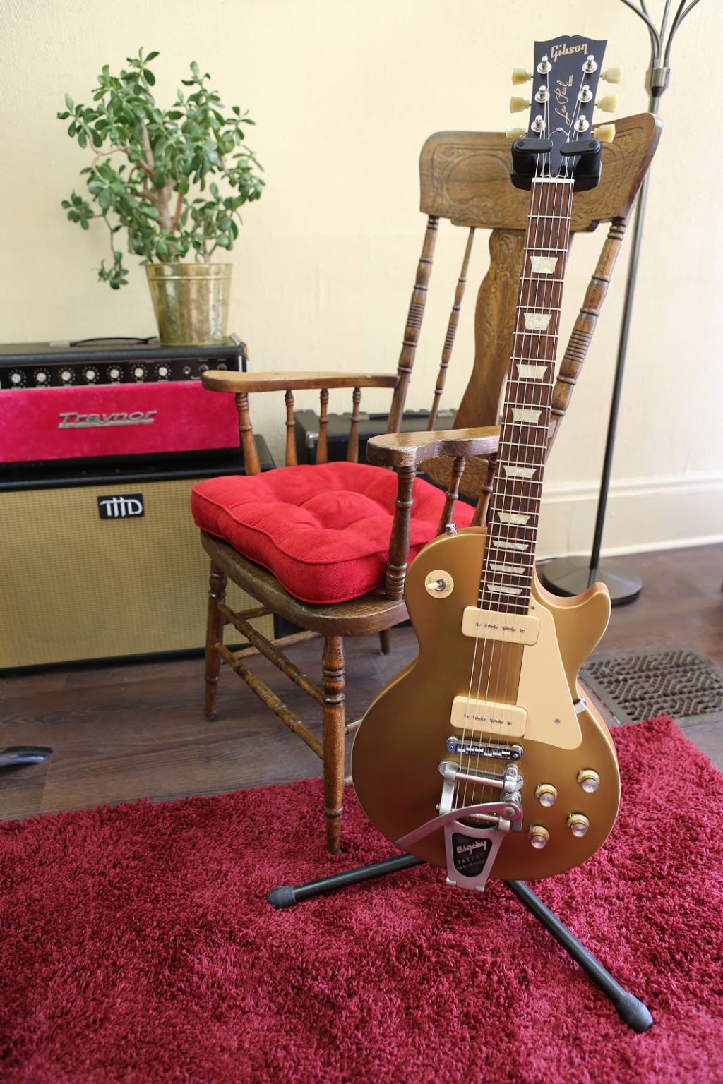 Adrian Jones Music School - Elora Location | 133 Metcalfe St, Elora, ON N0B 1S0, Canada | Phone: (519) 574-0139