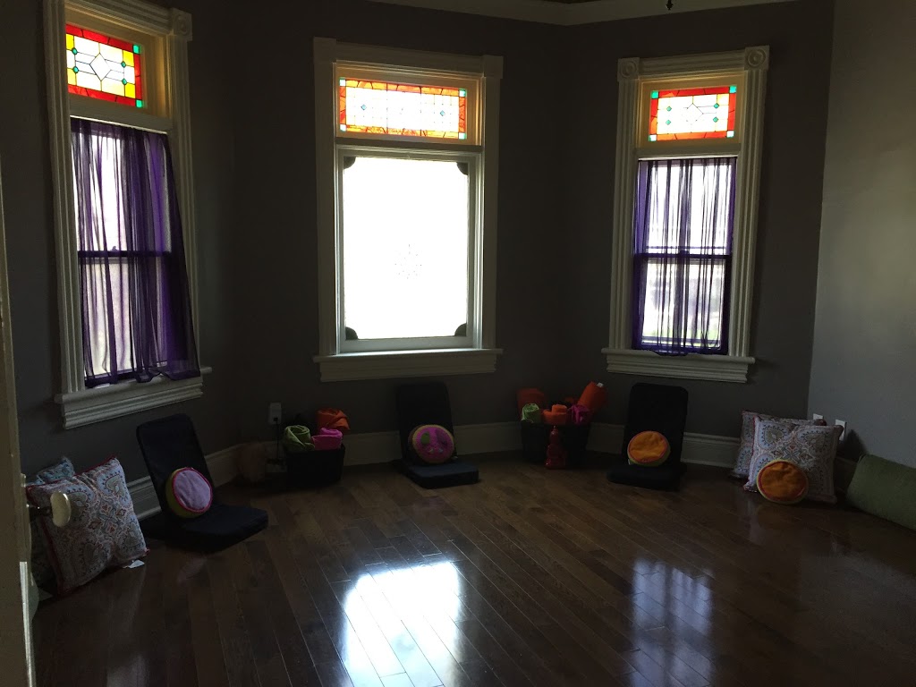 Forward Motion Yoga | 50 Anderson Ave Unit 16, Markham, ON L6E 1A6, Canada | Phone: (905) 294-1813