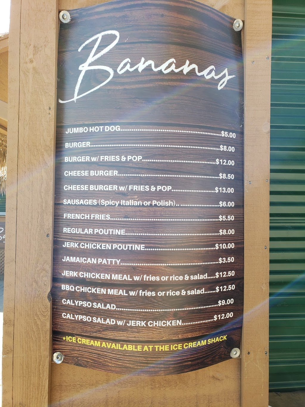 Bananas Beach Grill & Rum Shack | 795 Trim Rd, Orléans, ON K4A 3P4, Canada