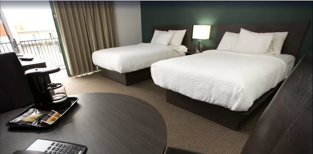 The Falls Hotel and Inn | 5657 Victoria Ave, Niagara Falls, ON L2G 3L5, Canada | Phone: (905) 356-2461