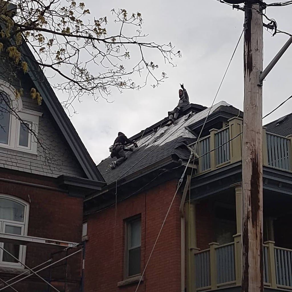 Paramount Roofing & Siding | 1554 Carling Ave Suite 323-1, Ottawa, ON K1Z 7M4, Canada | Phone: (613) 331-5950