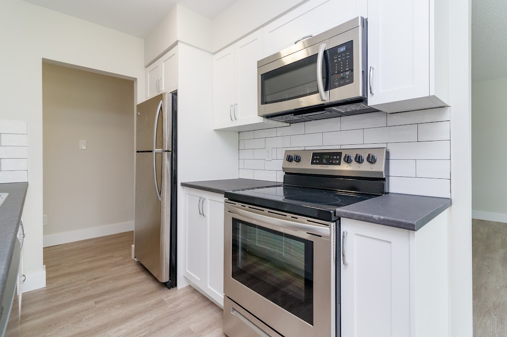 Bowen Estates Apartments | 155 Wakesiah Ave #149, Nanaimo, BC V9R 3K1, Canada | Phone: (250) 508-7673