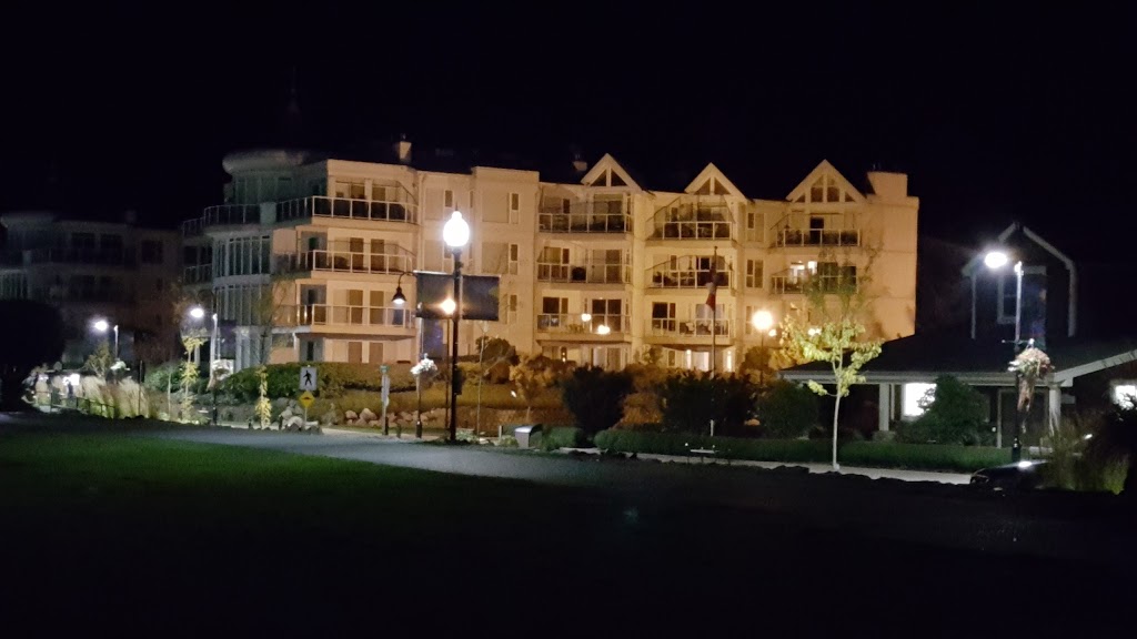 Harrison Spa Motel | 140 Esplanade Ave, Harrison Hot Springs, BC V0M 1K0, Canada | Phone: (604) 796-2828