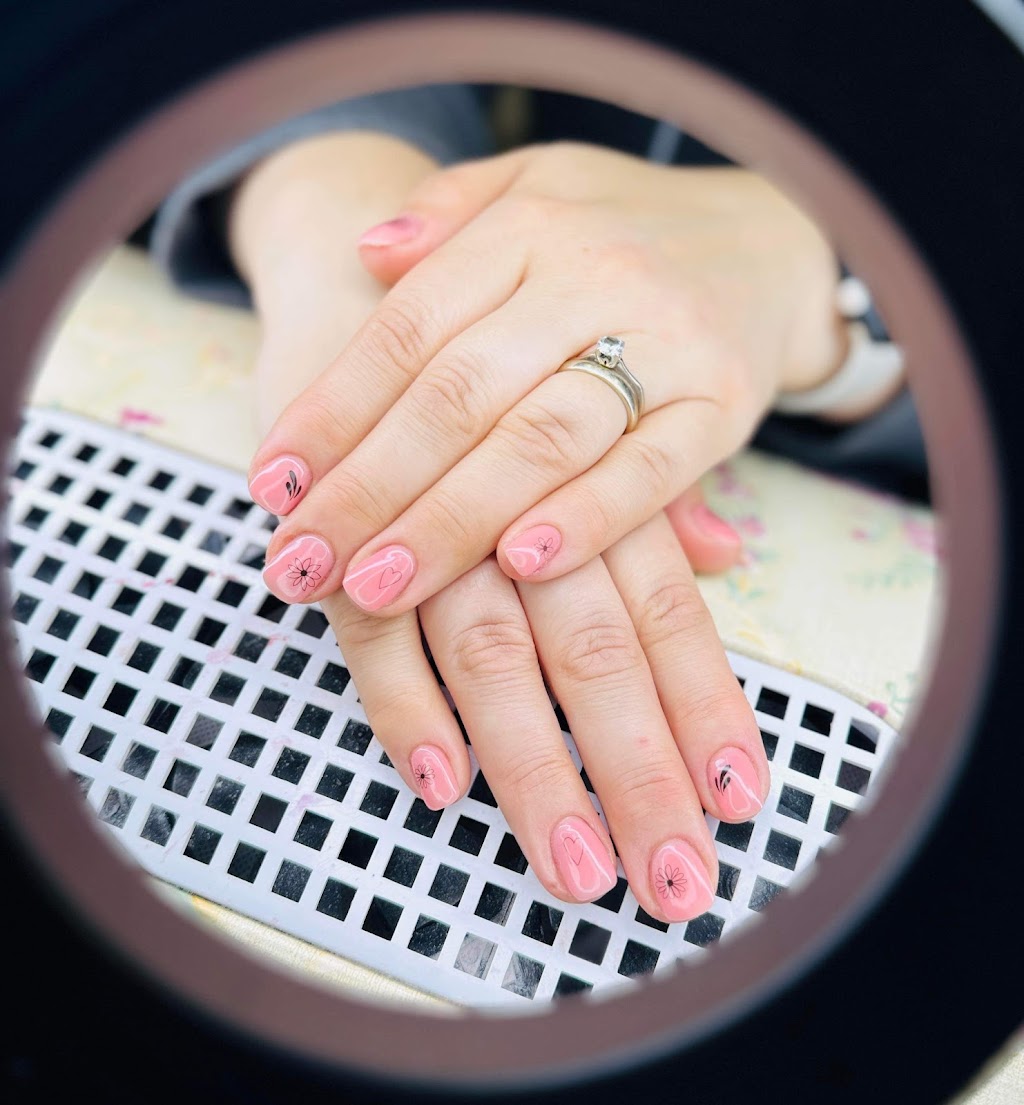 Yulianas Nail Perspective | 412 Rue Justin, Laval, QC H7P 6C6, Canada | Phone: (438) 398-9076