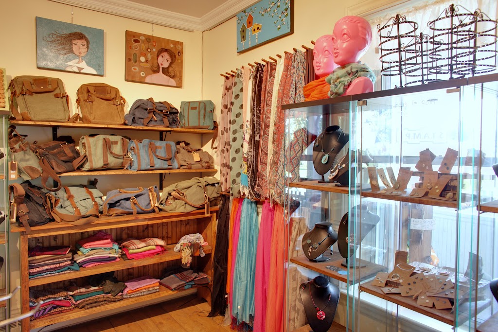 Bibop Et Loula | 663 Rue Shefford, Bromont, QC J2L 1C2, Canada | Phone: (450) 919-1818