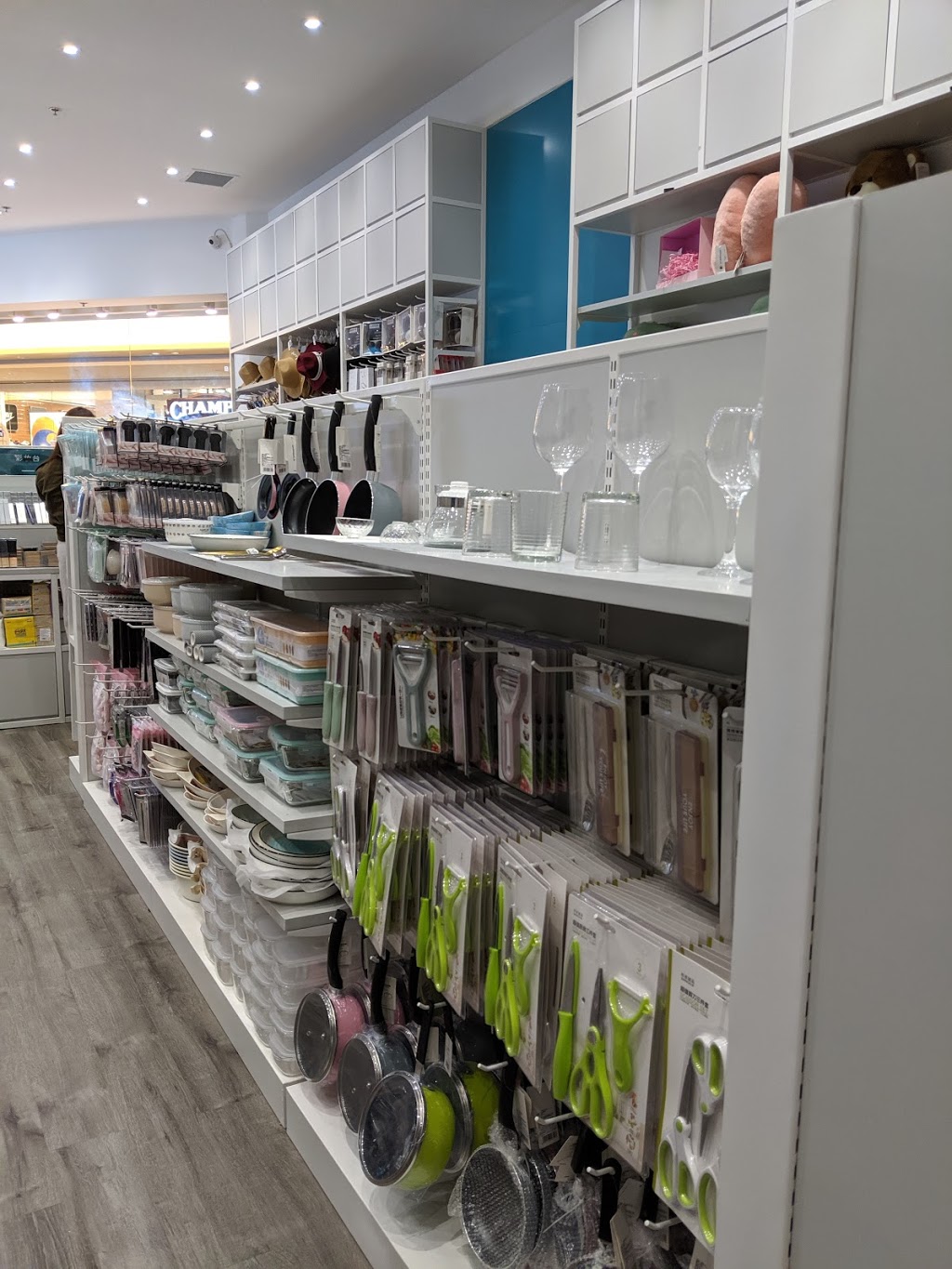 Ximivogue | Islington - City Centre West, Toronto, ON M9C 1B8, Canada