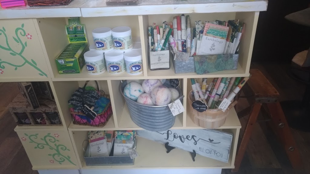 Rustic Daisys | 25 Main St S, Waterdown, ON L0R 2H0, Canada | Phone: (289) 260-7414
