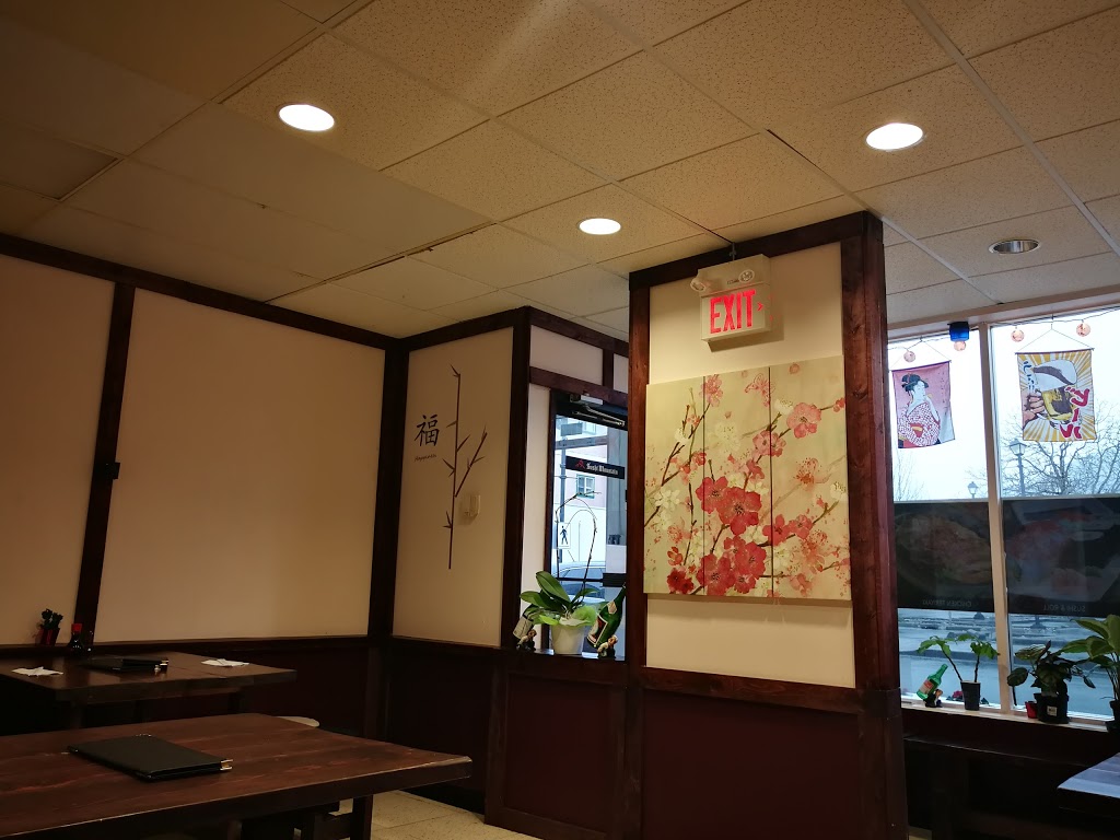 Sushi Mountain | 7254 Pioneer Ave, Agassiz, BC V0M 1A0, Canada | Phone: (604) 491-0022