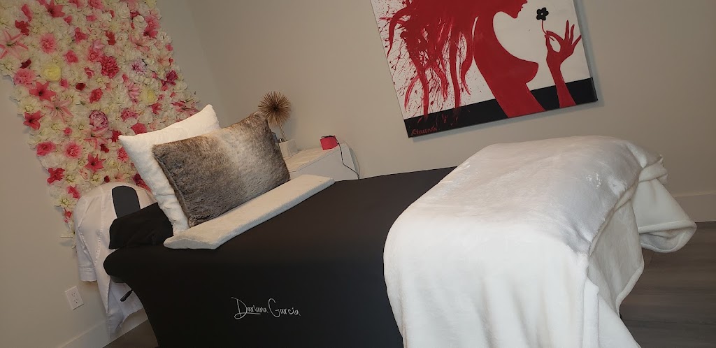 Dariana Garcia Calgary - Stretch Mark and Scar Camouflage | 46 Haddock Rd SW, Calgary, AB T2V 3J8, Canada | Phone: (403) 714-3471
