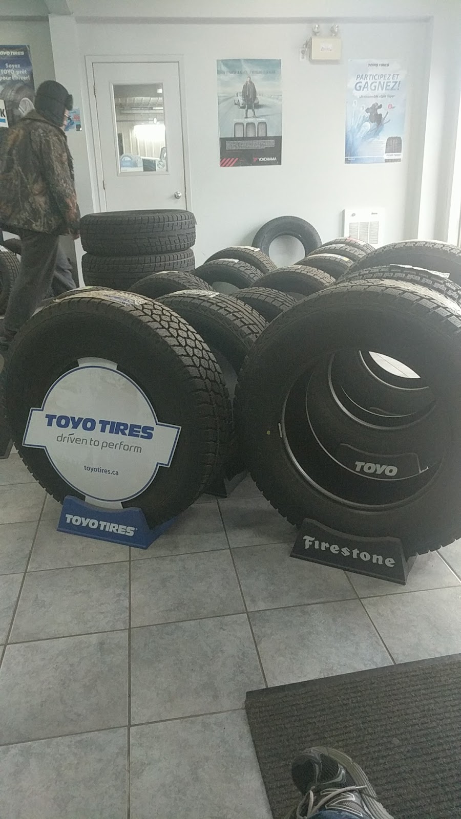 Tires G Tremblay | 4645 Boulevard Guillaume-Couture, Lévis, QC G6W 1H5, Canada | Phone: (418) 833-9255