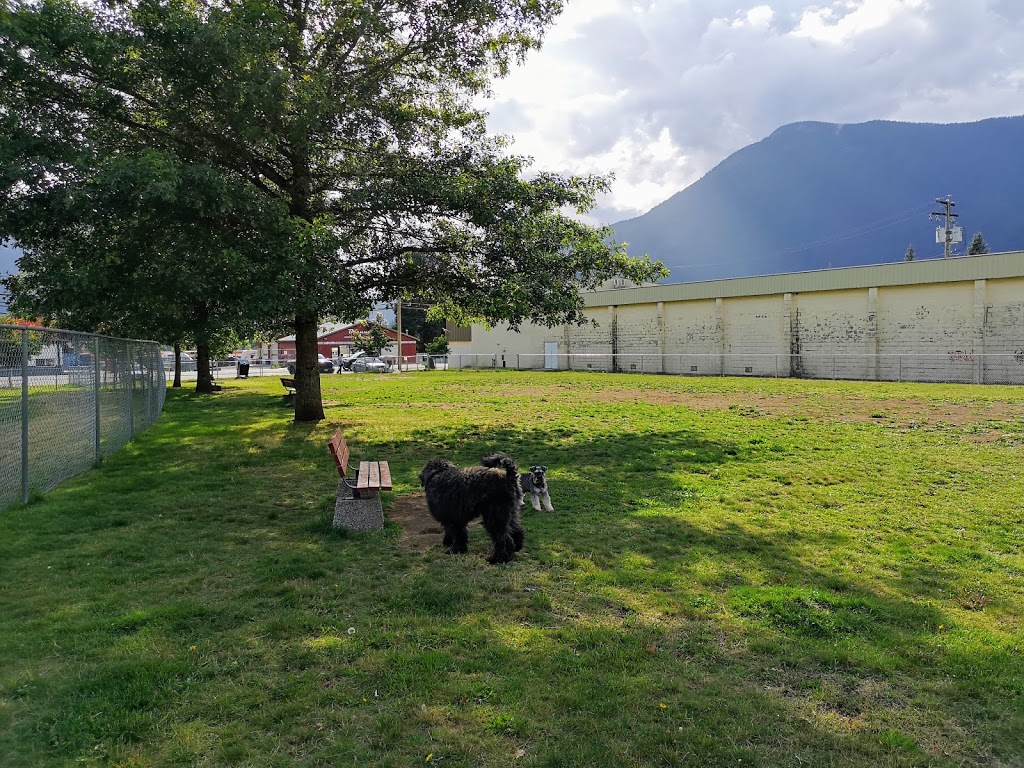 Hope BC Off-Leash Dog Park | 1055 6 Ave, Hope, BC V0X 1L4, Canada | Phone: (604) 869-5671