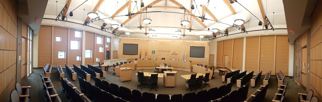 Innisfil Town Hall | 2101 Innisfil Beach Rd, Innisfil, ON L9S 1A1, Canada | Phone: (705) 436-3710