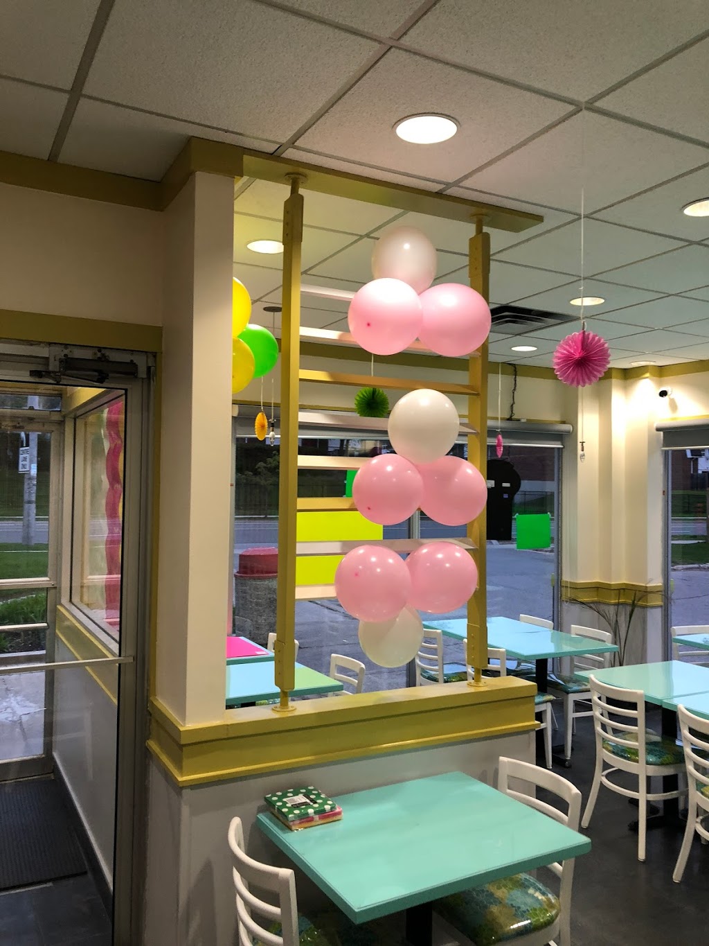 Anchus Caribbean Hut | 2848 Ellesmere Rd, Toronto, ON M1B 4B8, Canada | Phone: (437) 983-6331