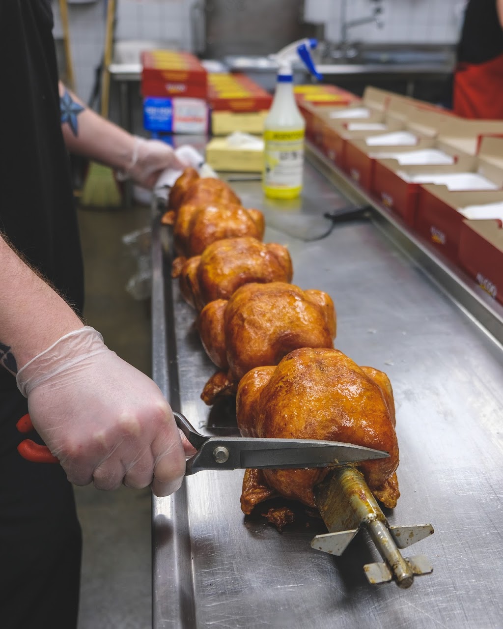 Rôtisserie Au Coq | 1110 Boulevard Marcel-Laurin, Saint-Laurent, QC H4R 1J7, Canada | Phone: (514) 334-7575