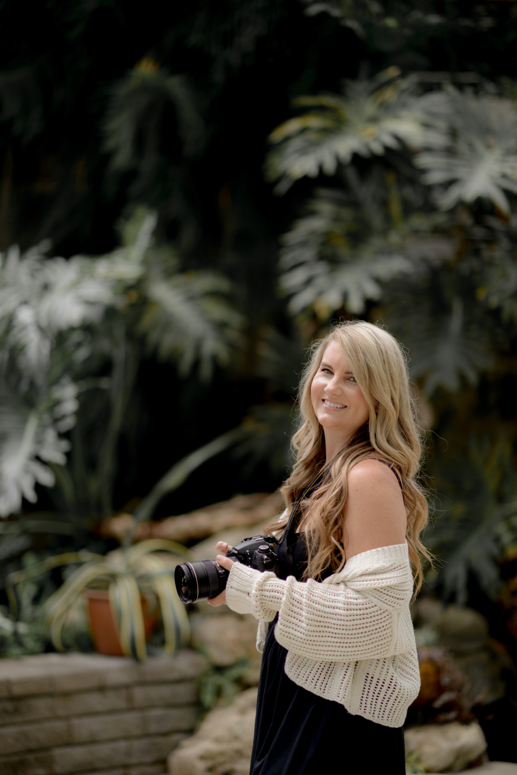 TLG Photography | 2720 Foxbend Link, London, ON N6G 0M7, Canada | Phone: (226) 927-0649